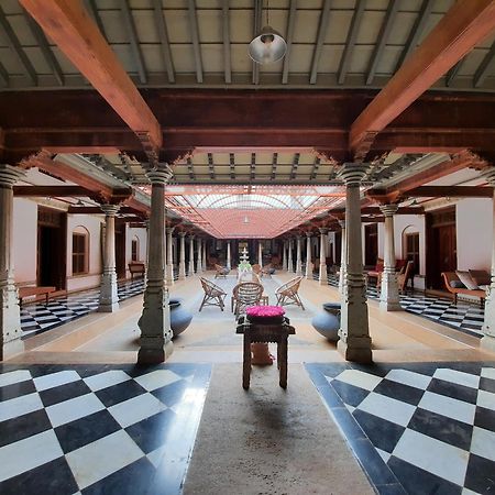 Saratha Vilas Chettinad Kanadukattan ภายนอก รูปภาพ
