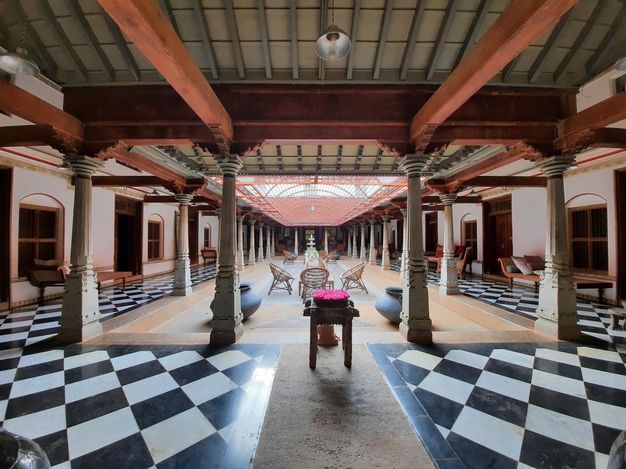 Saratha Vilas Chettinad Kanadukattan ภายนอก รูปภาพ
